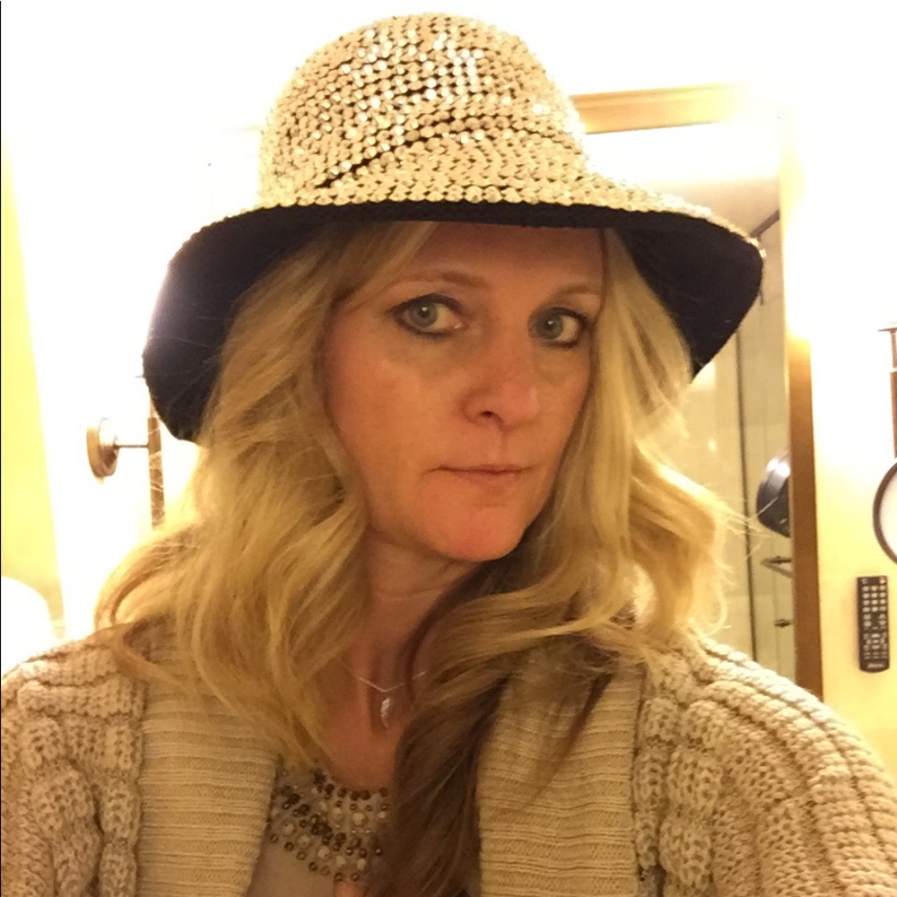 Meet your Posher, Stacy
